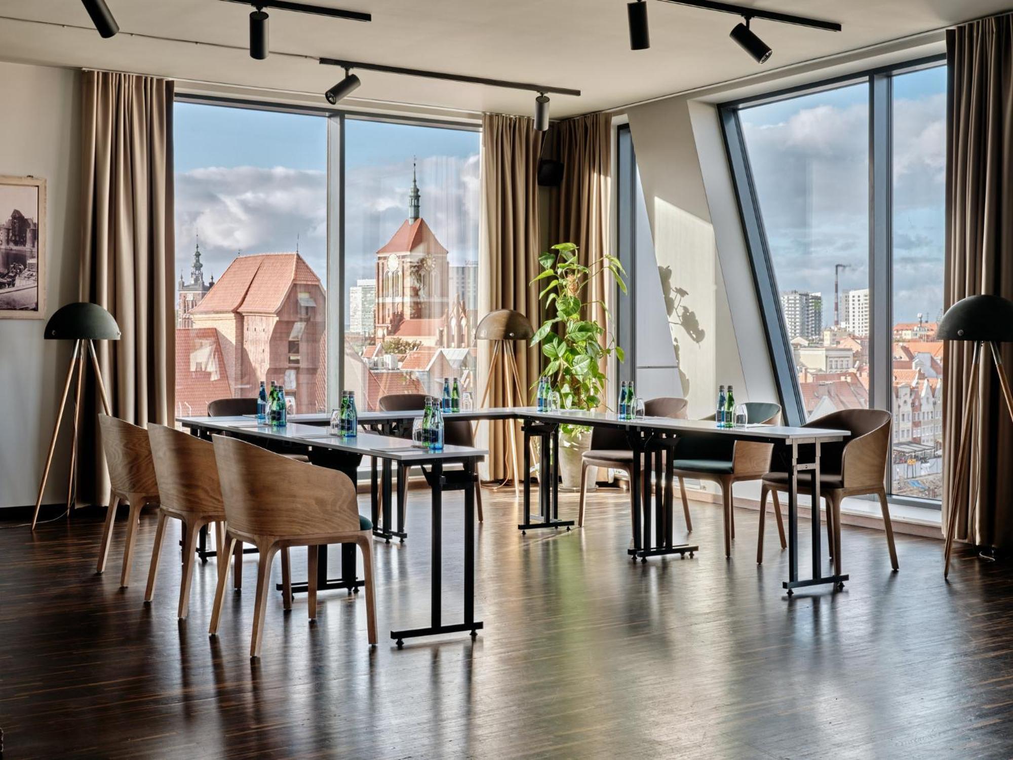 Holiday Inn Gdansk - City Centre By Ihg Екстериор снимка