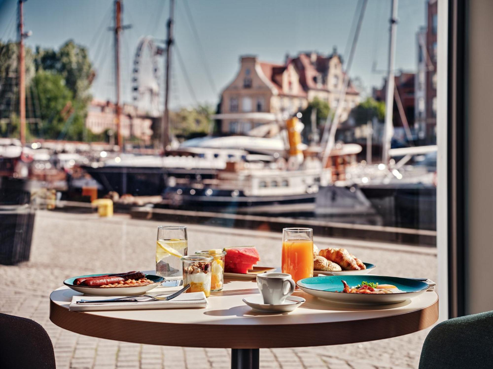 Holiday Inn Gdansk - City Centre By Ihg Екстериор снимка